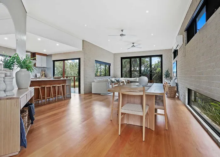 Amelia On Acanthus Gold Coast